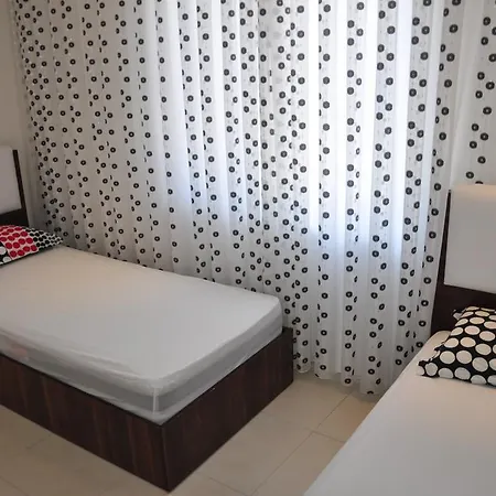 Apartment In Orion Avsallar